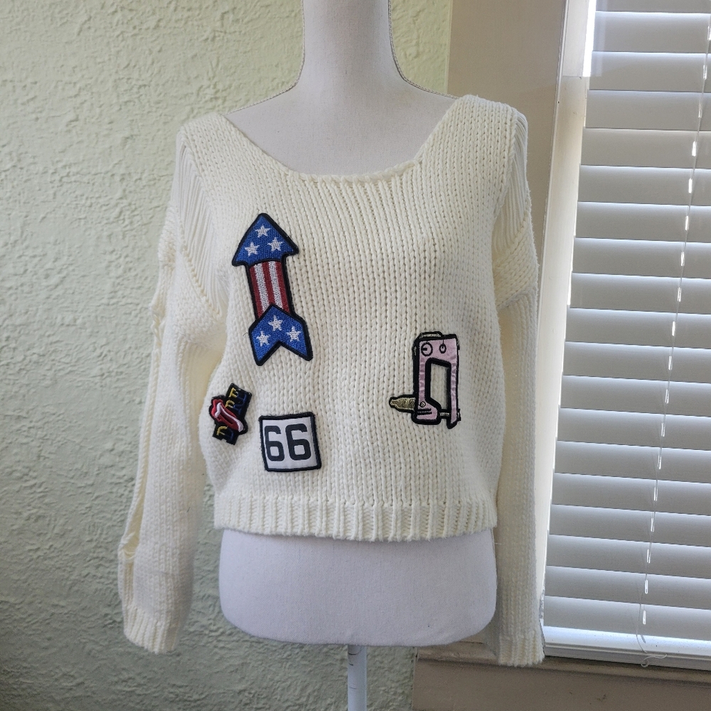 Slouchy Cropped Sweater size L Timing